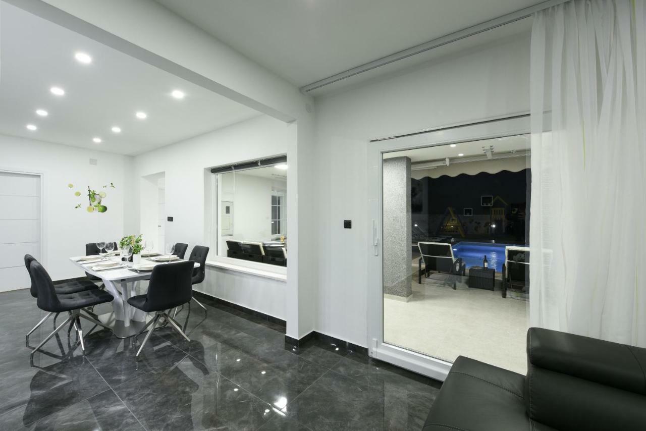 Villa Mare - With Heated Pool زادار المظهر الخارجي الصورة