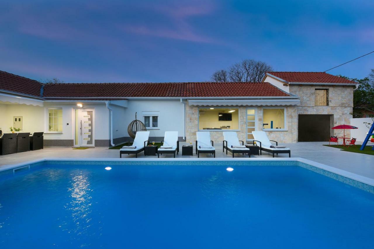 Villa Mare - With Heated Pool زادار المظهر الخارجي الصورة