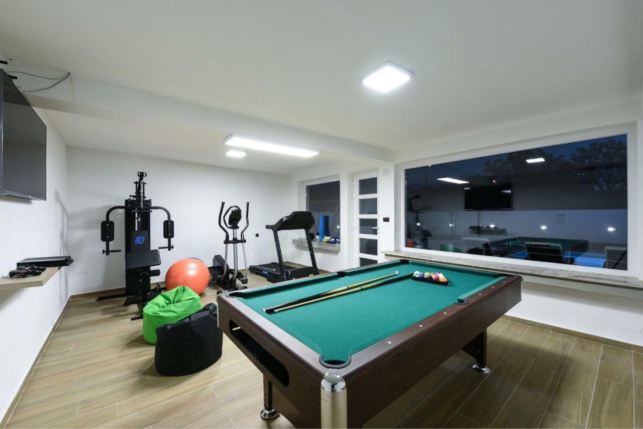 Villa Mare - With Heated Pool زادار المظهر الخارجي الصورة